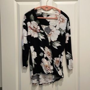 Beacon high-low wrap front floral top, size medium.